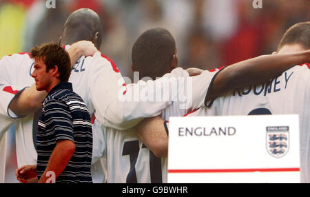 WORLDCUP England. England Kapitän David Beckham während einer Pressekonferenz im Mittelbergstadion, Buhlertal, Deutschland. Stockfoto