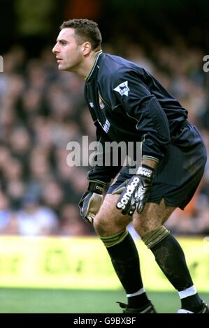 Fußball - FA Carling Premiership - West Ham United / Everton. Sasa Ilic, Torhüter von West Ham United Stockfoto