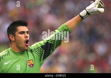 Fußball - UEFA Champions League - Finale - Barcelona / Arsenal - Stade de France. Victor Valdes, Torwart von Barcelona Stockfoto