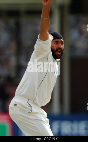 Cricket - npower Second Test - England / Sri Lanka - Edgbaston. Der englische Monty Panesar feiert die Einnahme des Lasith Malinga aus Sri Lanka Stockfoto