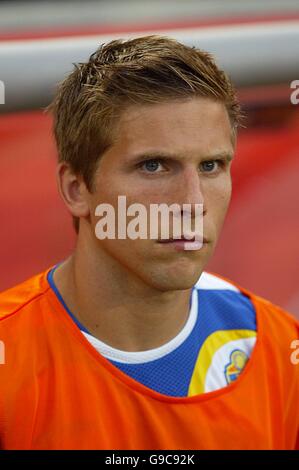 Fußball - FIFA Fußball-Weltmeisterschaft 2006 Deutschland - Gruppe B - Schweden gegen England - RheinEnergieStadion. Anders Svensson, Schweden Stockfoto