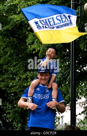 Fußball - F.A Charity Shield - Chelsea gegen Manchester United Stockfoto