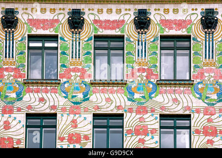 Gebäude von Otto Wagner in Linke Wienzelle in Wien Stockfoto