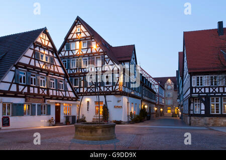 Hotel und Restaurant Waldhorn, Marktplatz in Kirchheim Unter Teck, Schwäbische Alb, Baden-Württemberg Stockfoto