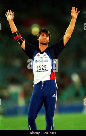 Olympische Spiele 2000 in Sydney - Leichtathletik - Javelin der Männer - Finale. Der tschechische Jan Zelezny gewinnt Gold Stockfoto