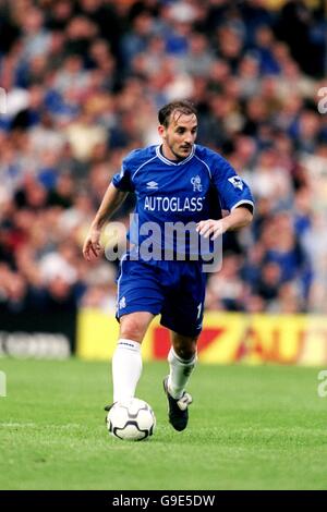 Fußball - FA Carling Premiership - Chelsea / Liverpool. Albert Ferrer, Chelsea Stockfoto