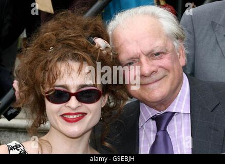 Der 50. Jahrestag des Duke of Edinburgh Award Gartenparty - Buckingham Palace Stockfoto