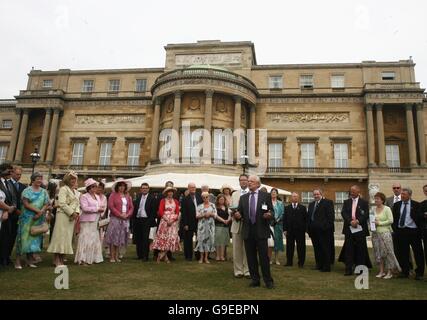 Royalty - 50. Jahrestag des Duke of Edinburgh Award Gartenparty - Buckingham Palace, London Stockfoto