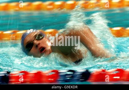 Schwimmen - Olympische Spiele 2000 in Sydney - 400-m-Einzelrennen der Frauen - Qualifying Heats. Action aus dem 400 m langen Einzelmedley der Frauen Stockfoto