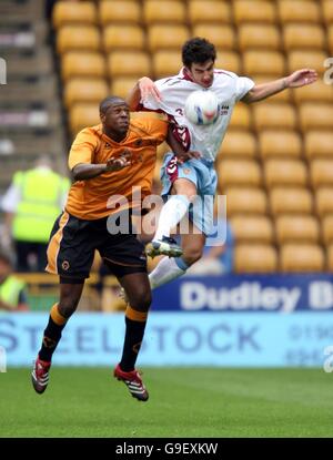 Fußball - Vorbereitungsspiel - Wolverhampton V Aston Villa - Molineux, Wolverhampton. Stockfoto