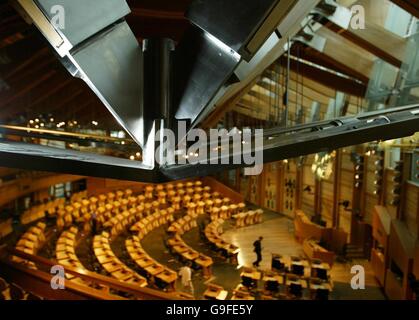 Die Hauptkammer von schottisches Parlament in Edinburgh, ein Tag vor MSPs Rückkehr nach Unternehmen diskutieren. Stockfoto