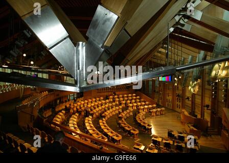 Die Hauptkammer von schottisches Parlament in Edinburgh, ein Tag vor MSPs Rückkehr nach Unternehmen diskutieren. Stockfoto