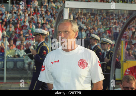 Fußball - 1992 UEFA European Football Championship - Group One - Frankreich / Dänemark - Malmö Stadion Stockfoto