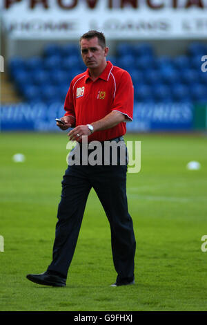 Fußball - Coca-Cola Football League Two - Mansfield Town / MK Dons - Field Mill. Martin Allen, Manager von Mk Don Stockfoto