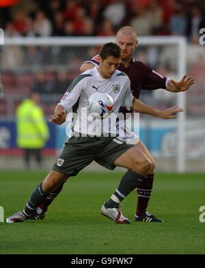 Fußball - Coca-Cola Football League One - Northampton Town / Bristol City - Sixfields Stadium. Sean Dyche von Northampton Town und Phil Jevons von Bristol City Stockfoto