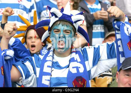 Fußball - FA Barclays Premiership - Reading / Middlesbrough - Madejski Stadium. Leselüfter Stockfoto