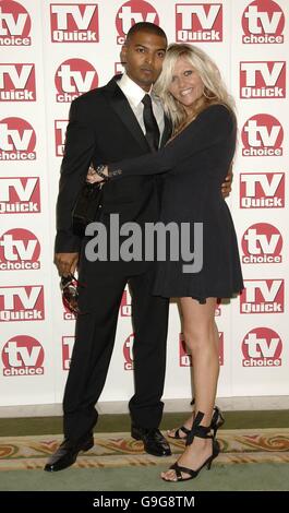 Das Ehepaar Camille Coduri und Noel Clarke kommt für die TV Quick und TV Choice Awards im Dorchester Hotel im Zentrum von London an. Stockfoto