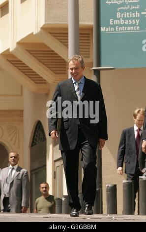 Der britische Premierminister Tony Blair kommt zu einem Treffen mit dem libanesischen Premier Fuad Siniora in Beirut. Stockfoto