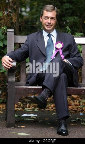Nigel Farage MdEP, der neue Anführer der United Kingdom Independence Party (UKIP) im Red Lion Square, London. Stockfoto