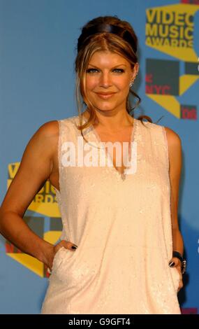 AP OUT Fergie von Black Eyed Peas bei den MTV Video Music Awards bei Radio City, New York. Stockfoto