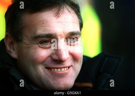 Fußball - AXA FA Cup - Dritte Runde - Nottingham Forest gegen Wolverhampton Wanderers. Der neu ernannte Manager Dave Jones von Wolverhampton Wanderers. Stockfoto