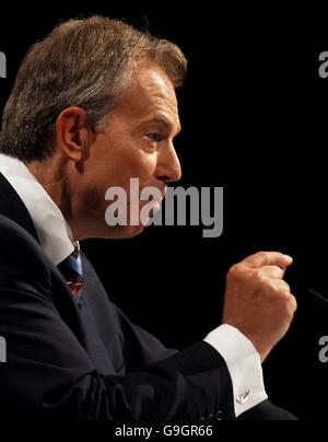 Premierminister Tony Blair hält seine Rede vor der Labour Party Parteikonferenz Stockfoto