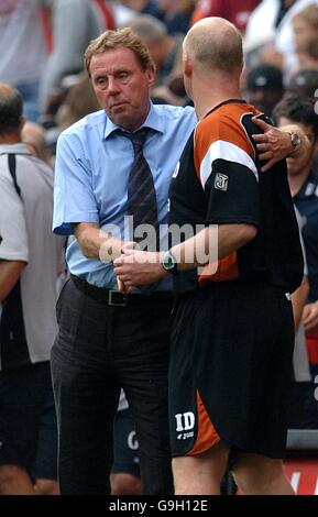 Fußball - FA Barclays Premiership - Charlton Athletic V Portsmouth - The Valley Stockfoto