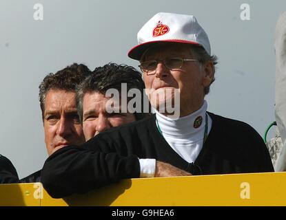 Golf - 36. Ryder Cup - erster Tag - der K Club. Dr. Michael Smurfit, Mitinhaber des K Club. Stockfoto