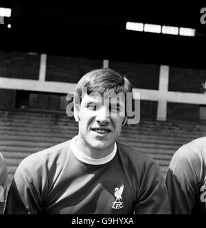 Fußball - Football League Division One - Liverpool Photocall. Emlyn Hughes, Liverpool Stockfoto