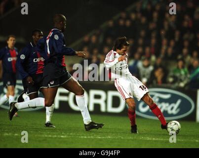 Fußball - UEFA Champions League - zweite Stufe-Gruppe-B - Paris Saint-Germain V AC Milan Stockfoto