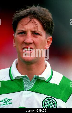 Fußball - Bord-Gais-Turnier - Finale - Celtic gegen Manchester City - Tolka Park, Dublin. Gerry Creaney, Keltisch Stockfoto