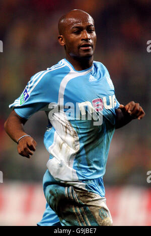 Fußball - Französische Premiere Division - Lens / Olympique Marseille - Stade Felix Bollaert. Toifilou Maoullida, Olympique Marseille Stockfoto