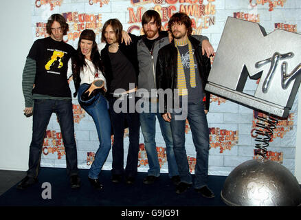 AP OUT Juliette Lewis und die Licks nehmen an einer Pressekonferenz im Vorfeld der MTV European Music Awards im Bella Center in Kopenhagen, Dänemark, Teil. Stockfoto