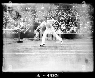 Tennis - Wimbledon Championships - Herren Einzel - Semi Final - Donald Budge V Gottfried von Cramm Stockfoto