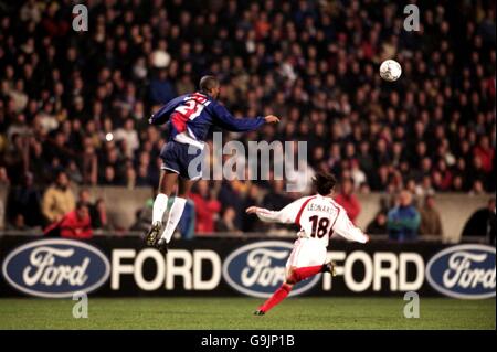 Fußball - UEFA Champions League - zweite Stufe-Gruppe-B - Paris Saint-Germain V AC Milan Stockfoto