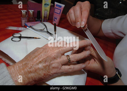 Generische Integritätbilder. Pflege der Fingernägel. Stockfoto