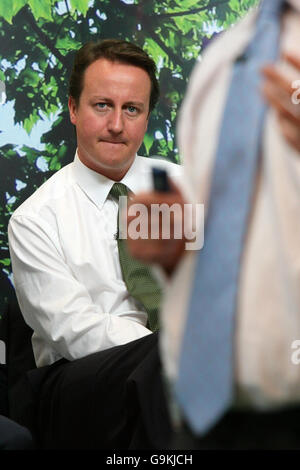 David Cameron präsentiert neue Richtung konservative Partei auf Bildung ...