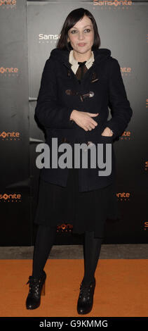 Pearl Lowe kommt zur Samsonite Black Label Launch Party in der Vinyl Factory im Zentrum von London. Stockfoto