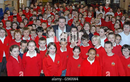 Snooker - Shaun Murphy-Foto-Shooting - Scarcroft Schule Stockfoto