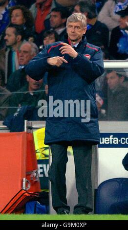 Fußball - UEFA Champions League - Gruppe G - FC Porto / Arsenal - Dragao Stadium. Arsene Wenger, Arsenal Manager Stockfoto