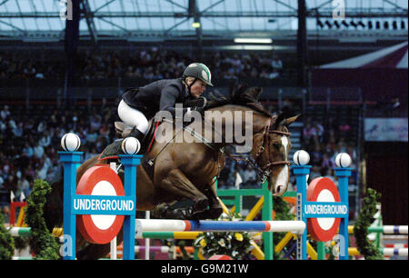 Reitsport - London International Horse Show - Olympia-Hallen - London Stockfoto