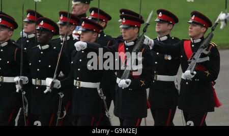 Prinz William in Sandhurst vorbei Stockfoto