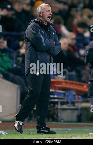 Fußball - FA Barclays Premiership - Bolton Wanderers gegen West Ham United - The Reebok Stadium. Alan Pardew, Manager von West Ham United Stockfoto