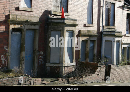 Urbane Verwesungsbilder. Vertaufte Wohnungen in Elswick, in der Nähe von Newcastle upon Tyne. Stockfoto