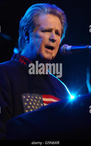 Bibliotheksfiler vom 27/01/2002 von Beach Boys Singer-Songwriter Brian Wilson, der auf der Bühne auftrat. Stockfoto