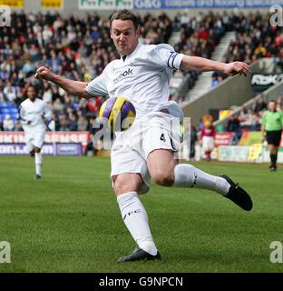 Fußball - FA Barclays Premiership - Bolton Wanderers gegen Fulham - The Reebok Stadium. Kevin Nolan, Bolton Wanderers Stockfoto