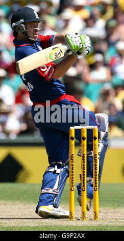 Cricket - Commonwealth Bank Series - zweites Finale - England gegen Australien - Sydney Cricket Ground. Ed Joyce aus England beim zweiten Finale der Commonwealth Bank Series auf dem Sydney Cricket Ground, Sydney, Australien. Stockfoto