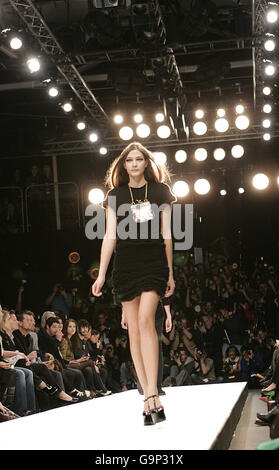 London Fashionweek - Herbst Winter 2007 - PPQ Stockfoto