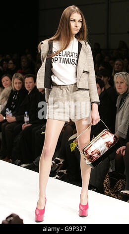 London Fashionweek - Herbst Winter 2007 - PPQ Stockfoto