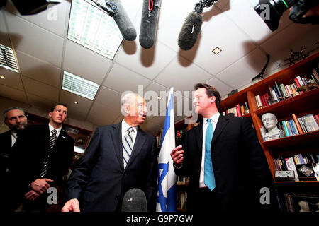 Cameron Besuche Naher Osten Stockfoto